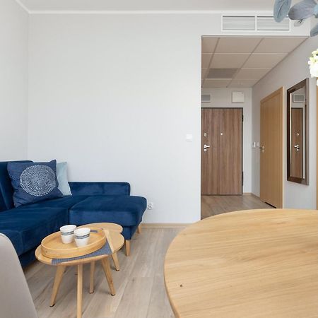 Business Center Apartments Warsaw Wola By Noclegi Renters Buitenkant foto