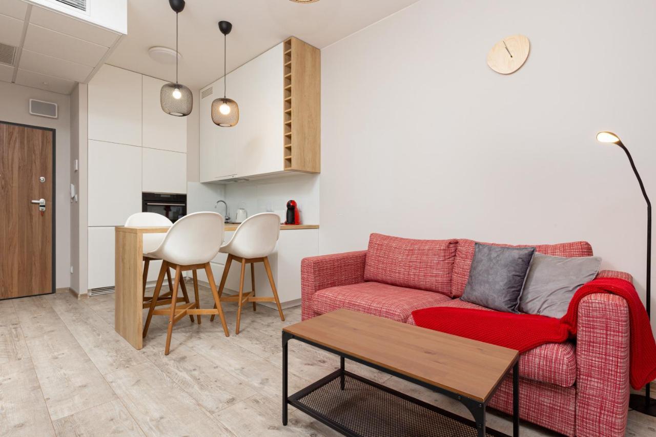 Business Center Apartments Warsaw Wola By Noclegi Renters Buitenkant foto
