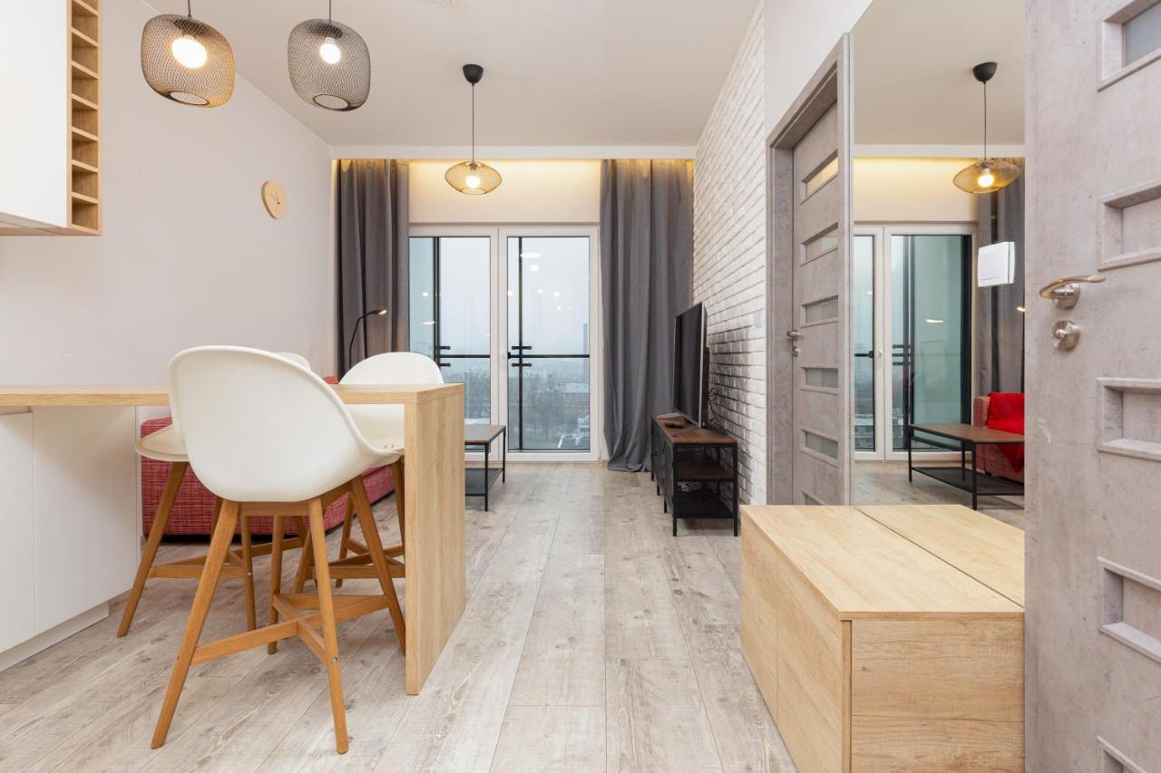 Business Center Apartments Warsaw Wola By Noclegi Renters Buitenkant foto