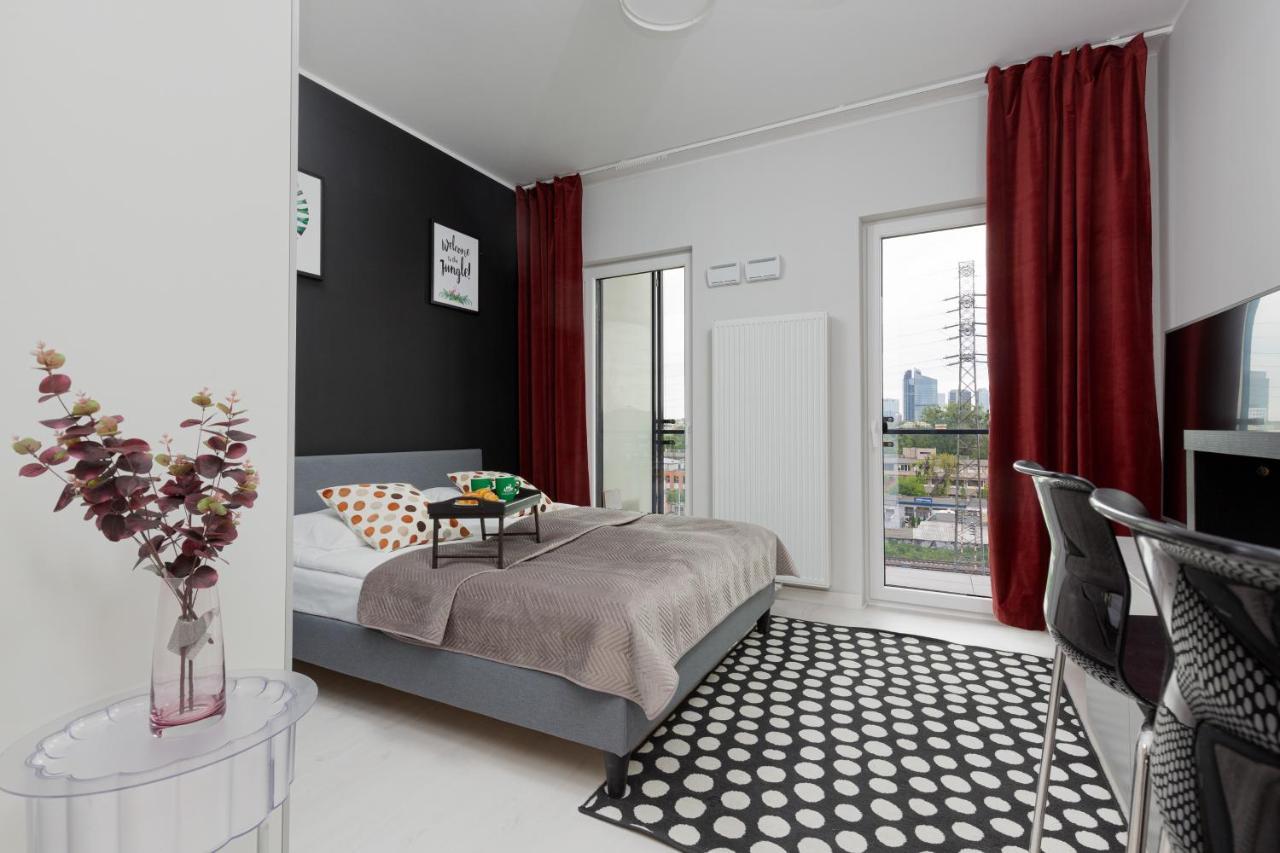 Business Center Apartments Warsaw Wola By Noclegi Renters Buitenkant foto