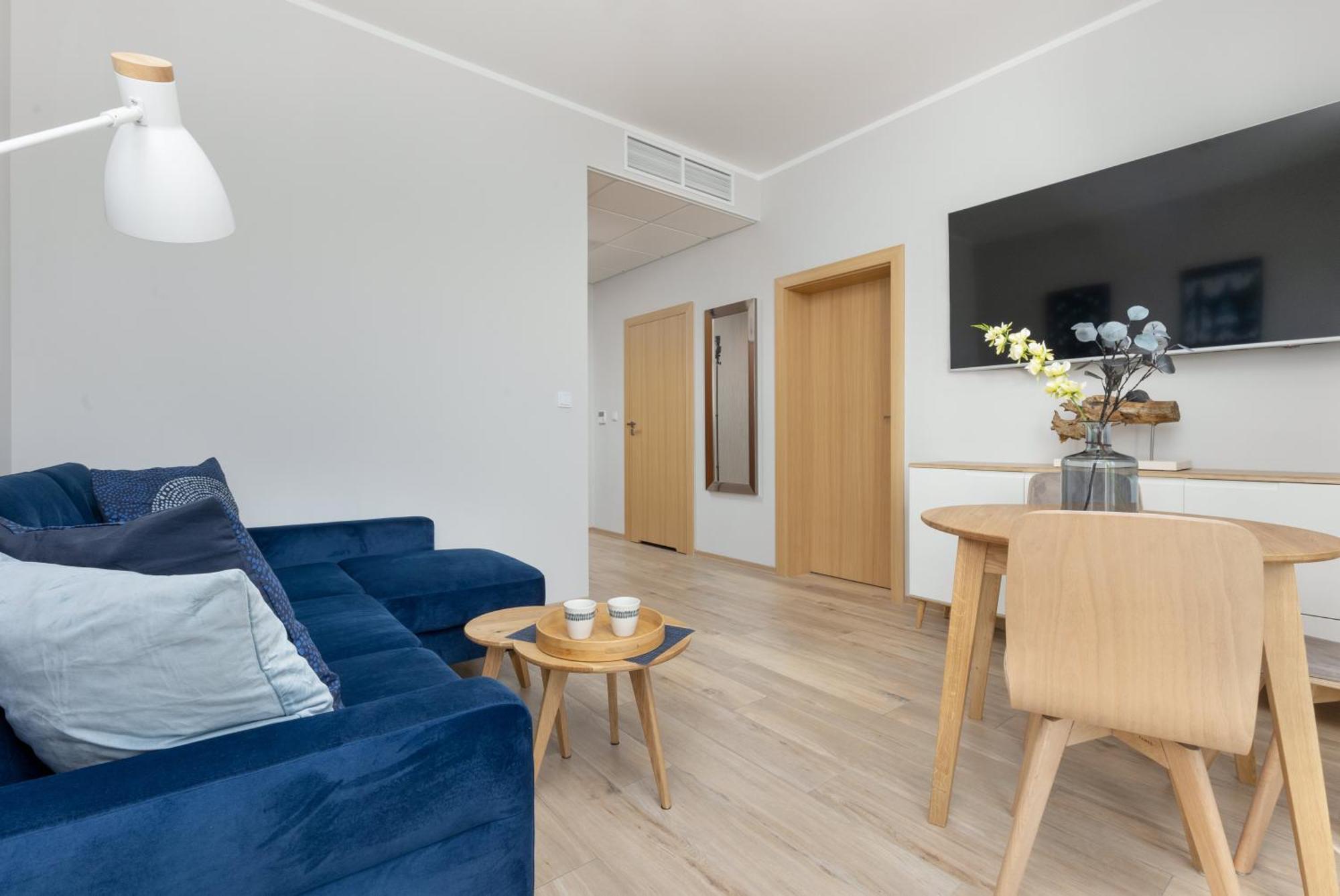 Business Center Apartments Warsaw Wola By Noclegi Renters Buitenkant foto