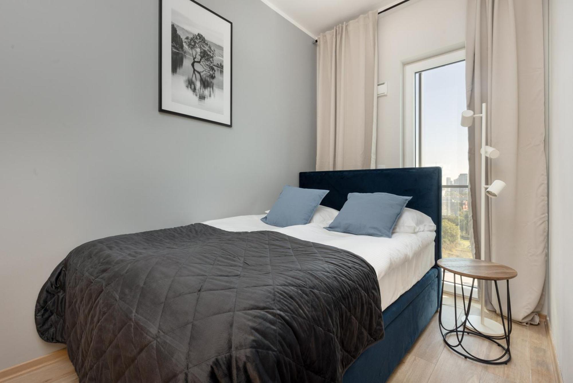 Business Center Apartments Warsaw Wola By Noclegi Renters Buitenkant foto