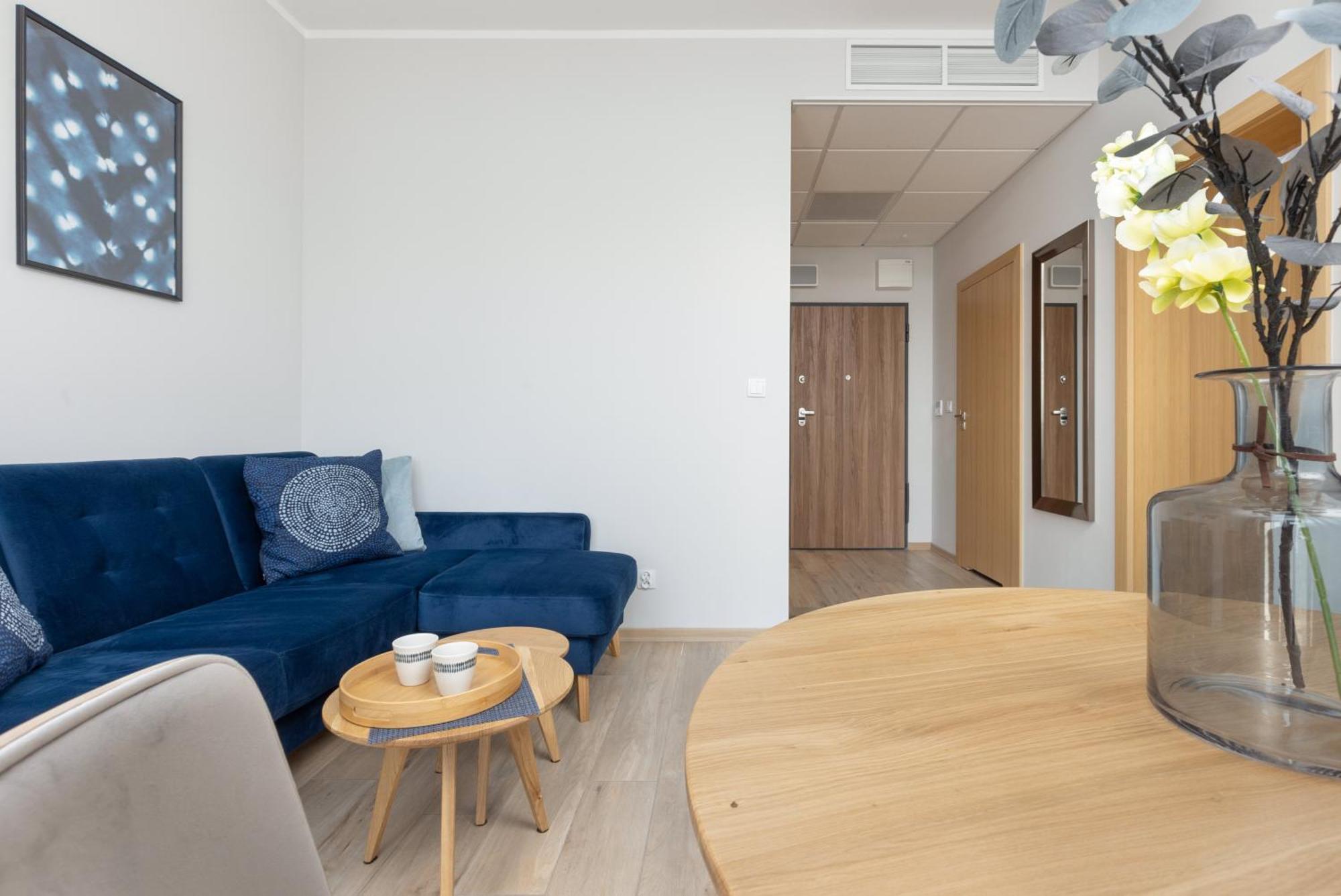 Business Center Apartments Warsaw Wola By Noclegi Renters Buitenkant foto