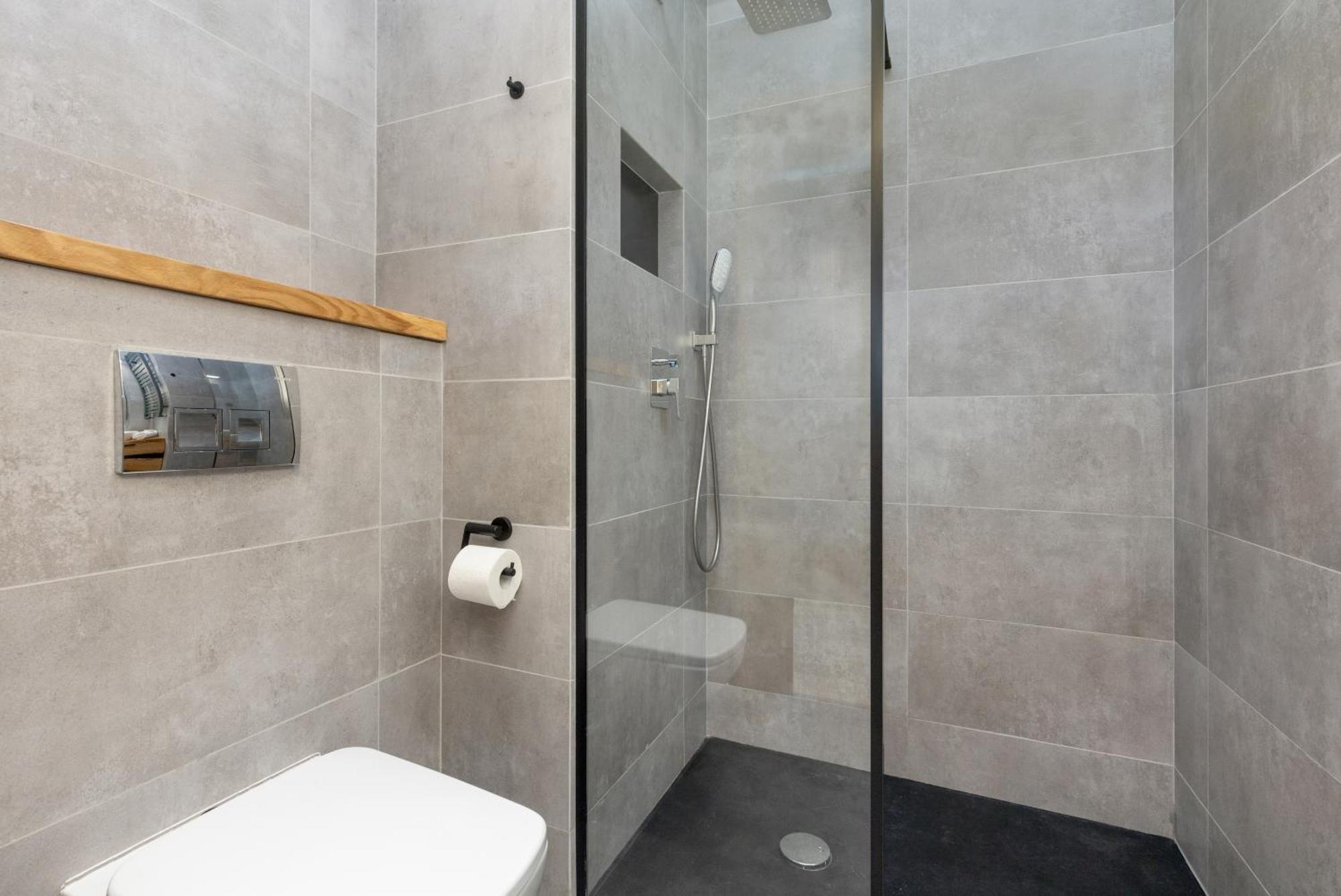 Business Center Apartments Warsaw Wola By Noclegi Renters Buitenkant foto