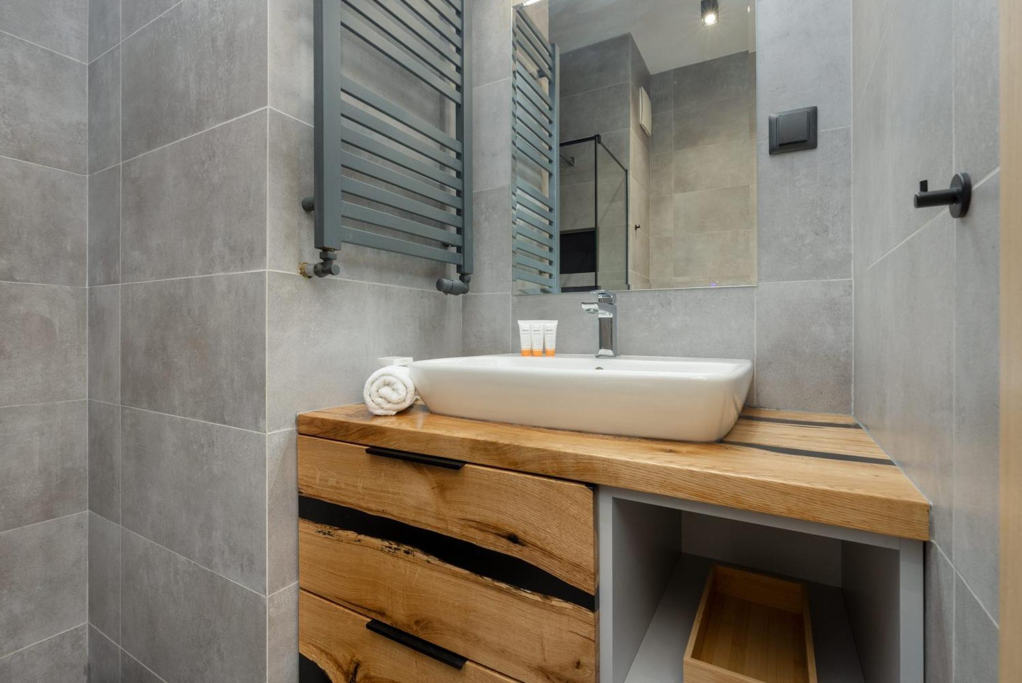 Business Center Apartments Warsaw Wola By Noclegi Renters Buitenkant foto
