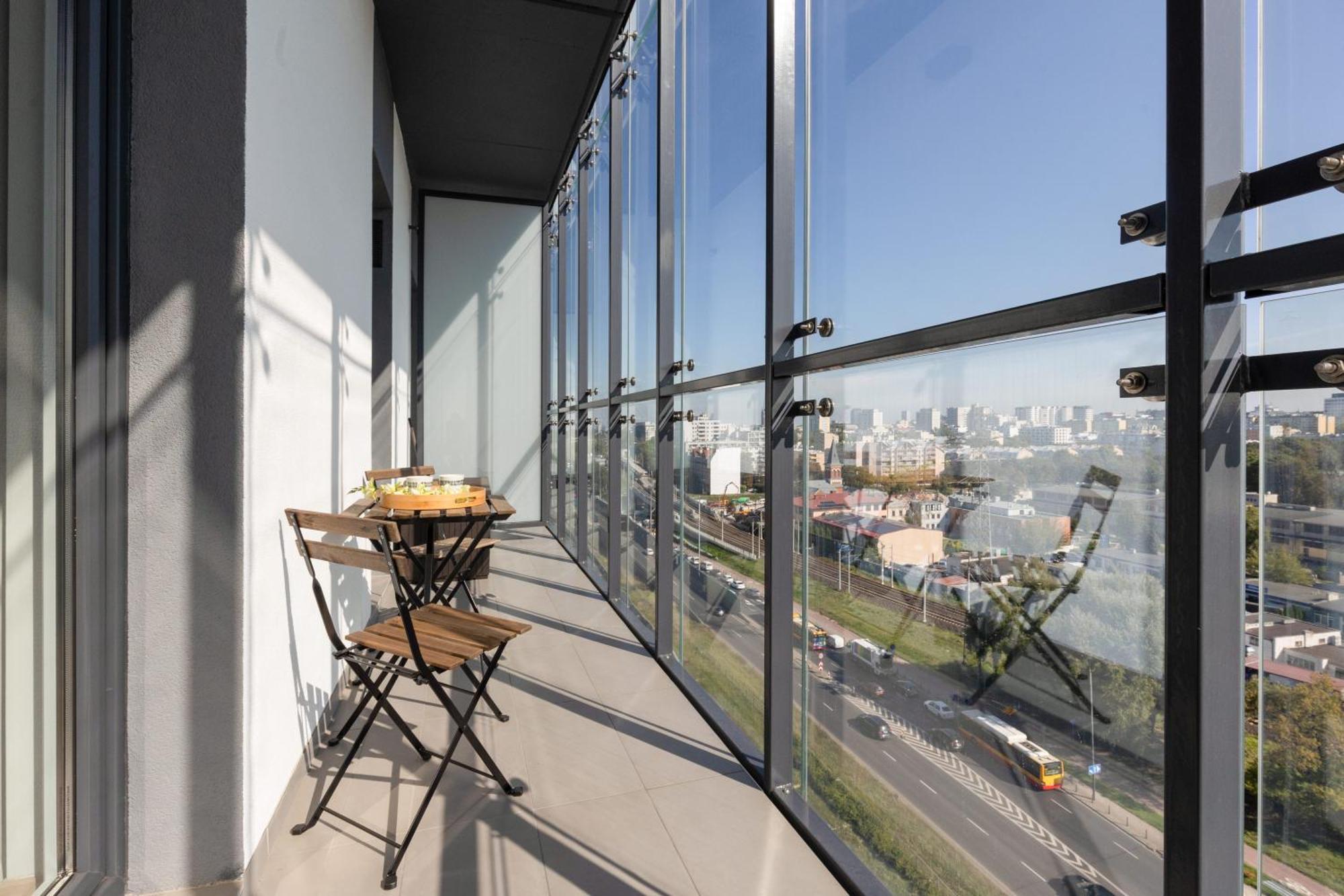 Business Center Apartments Warsaw Wola By Noclegi Renters Buitenkant foto